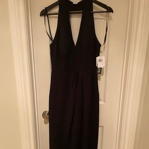 NEW Xscape Halter V Neck Cocktail Dress